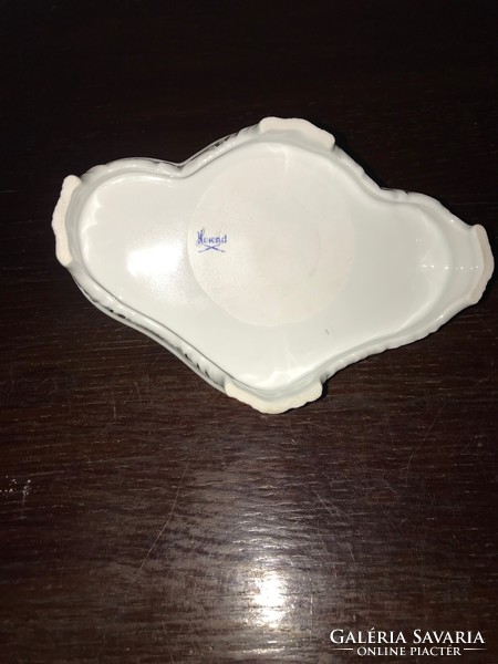 Herend porcelain table decoration with floral decoration. With class marking.16X12 cm undamaged ..