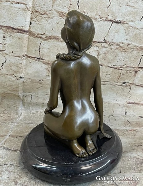 Female act - bronze sculpture