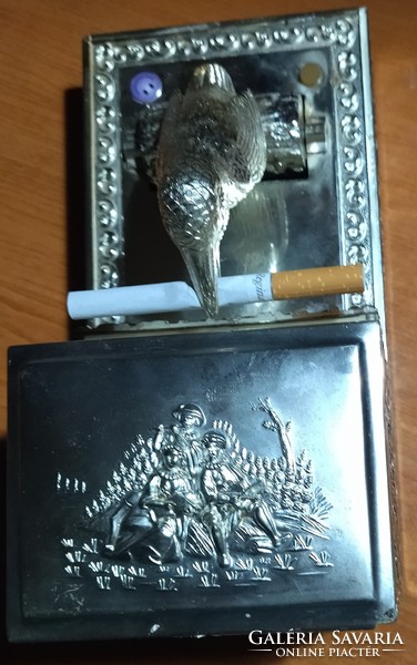 Ornate cigarette holder
