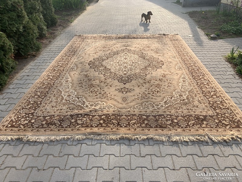 12 négyzetméter szép magyar perzsa szőnyeg