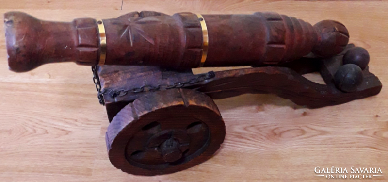Huge size (58 centimeters) hand-carved twelfth-century cannon hand-carved ...
