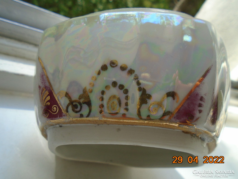 Hand Painted Gold Dig with Red Empire Patterns 5 Square Altwien Eosin Glazed Bonbonier Bottom