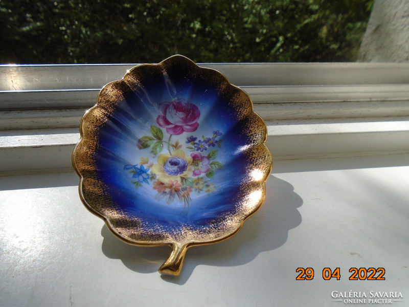 Cobalt gold decorative bowl with Meissen flower bouquet from the German company p.M martinroda