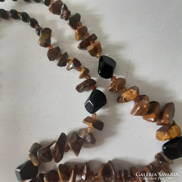Különböző  féldrágakövekből készült nyaklánc 46,5 cm
