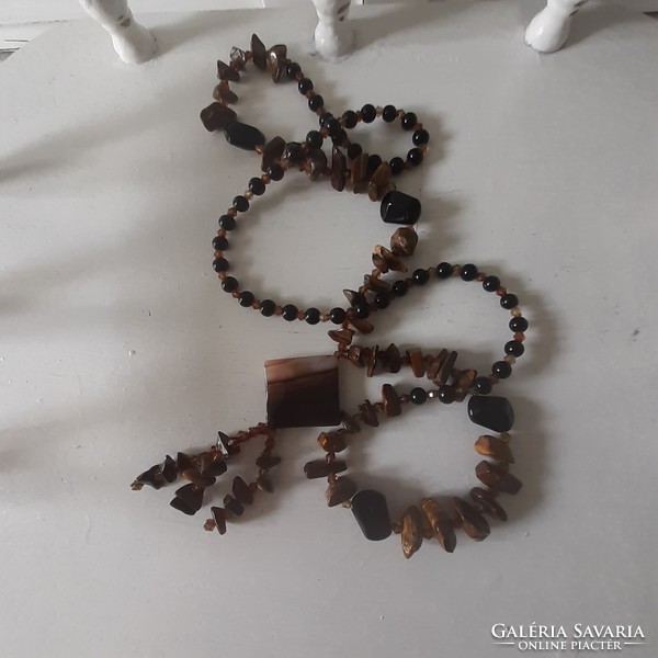 Necklace made of different semi-precious stones 46.5 cm