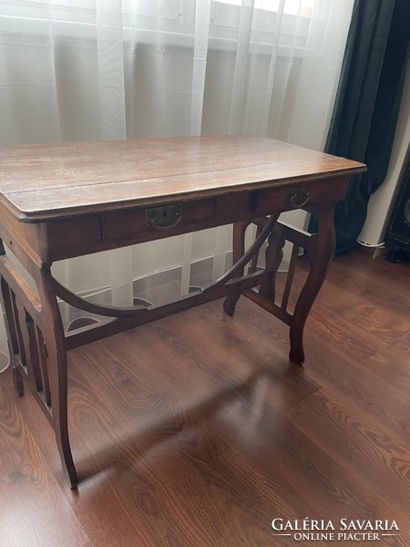 Biedermeier sewing table small table