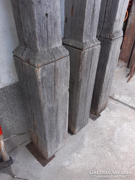 3 db antik fa tornácoszlop