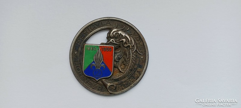 A French ii.V.H. Badge or medal