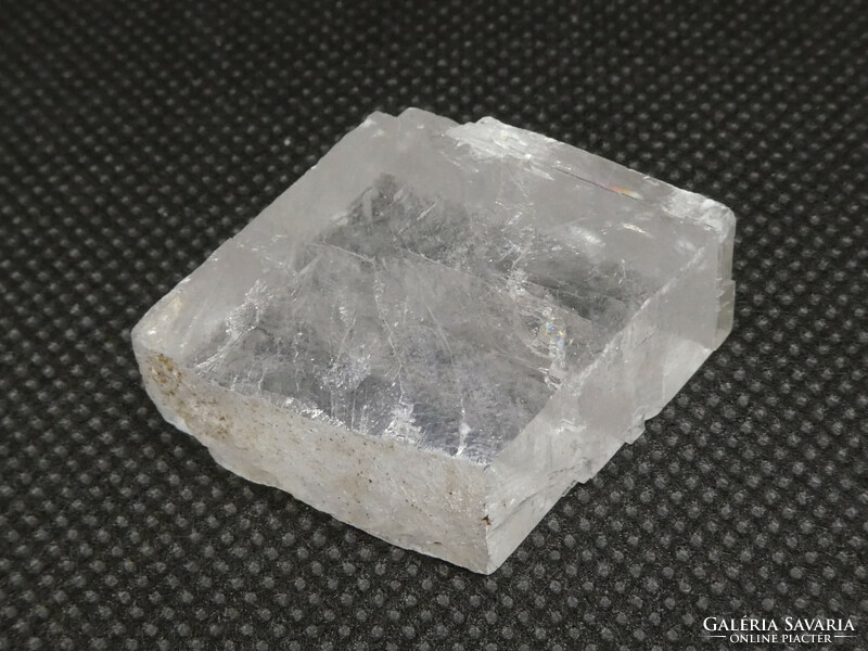 Slices of Icelandic calcite. Viking sunstone. Natural mineral, old collection piece. 16 Grams