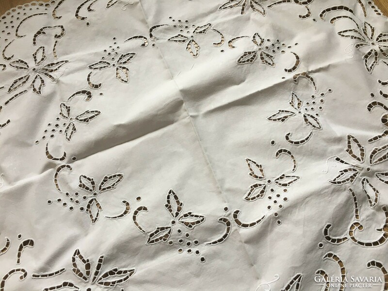 Madeira tablecloth 70x70 (8.)