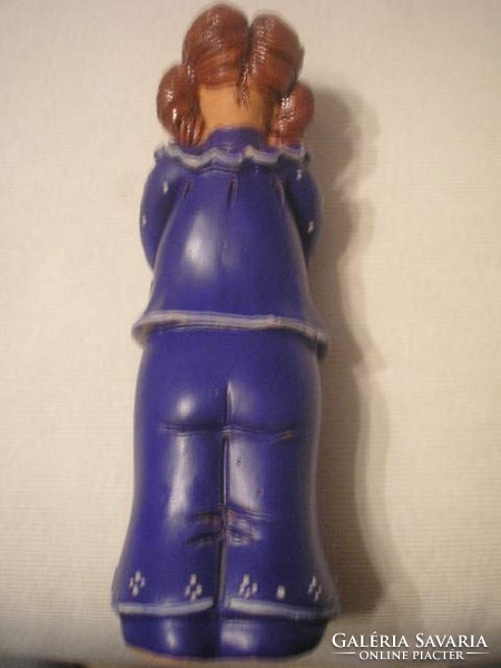 U4 Fábián Zója , Jelzett 20 cm copfos magasfényű mázas majolika élénk színű lány szobor
