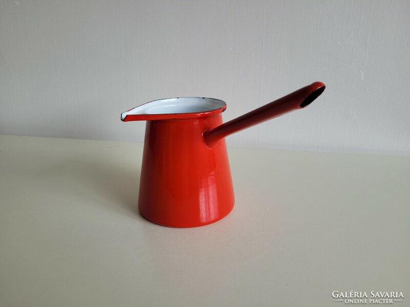 Old vintage enameled red handle spout 1 liter enameled jug