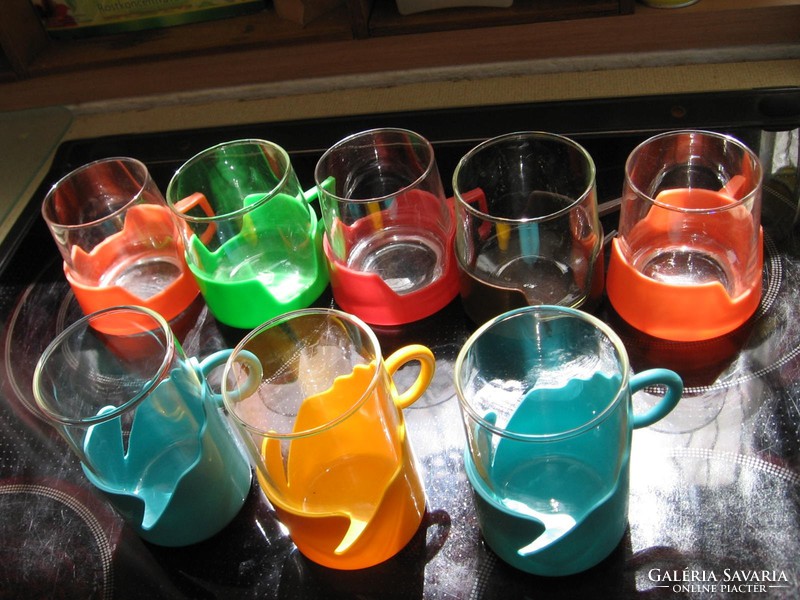 Retro Space Age jénai hőálló poharak színes műanyag tartóban vegyesen
