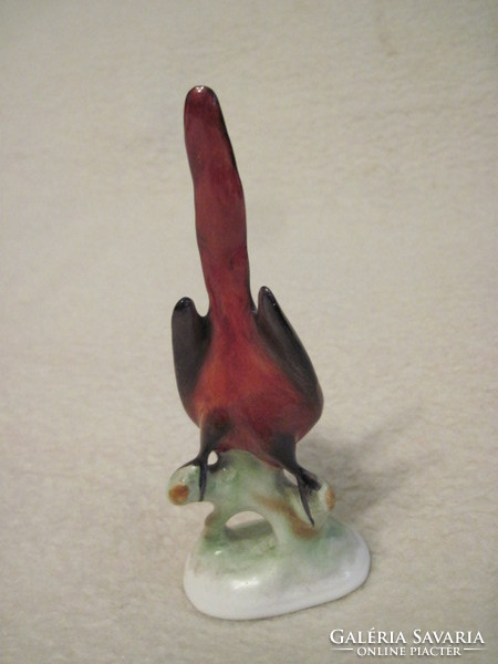 Bodrogkeresztúri kerámia madár figura