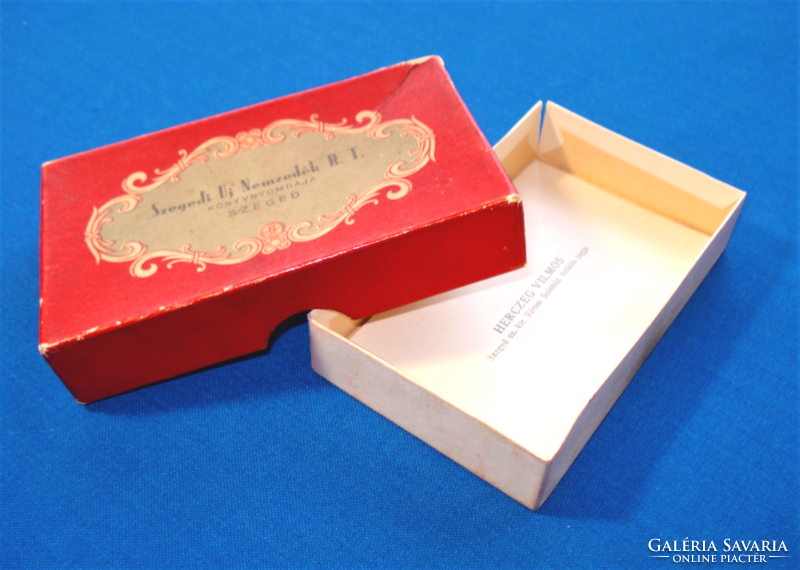 Business card holder box (1920-1940)