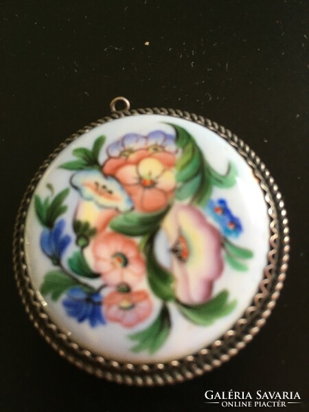 Enameled badge and pendant in a silver-plated frame -1960s -Russian work-