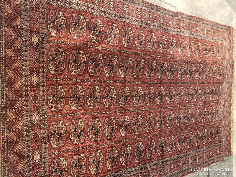 Tekke gölös türkmén szőnyeg faliszőnyeg