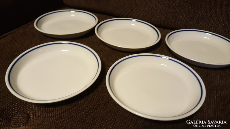 Five pieces of zsolnay plate