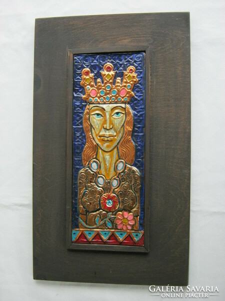 Iparművész festett tűzzománc díszítésű réz falidísz fali kép királynő királylány