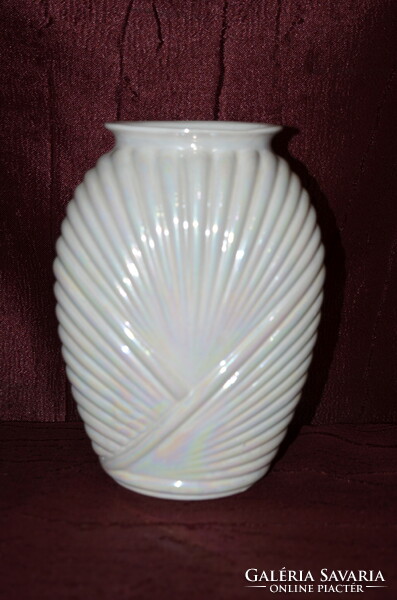 Bordázott váza  ( DBZ 00125 )