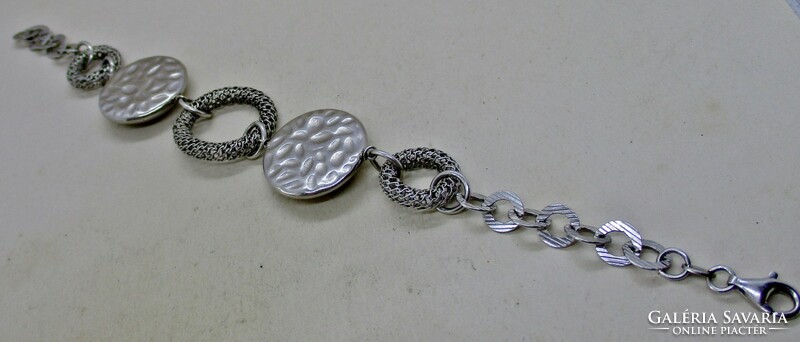 Szép 12 soros ezüst nyaklánc gyönyörű kézműves medállal