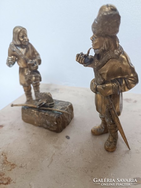 Antik aranyozott bronz pihenő vadászok orosz?