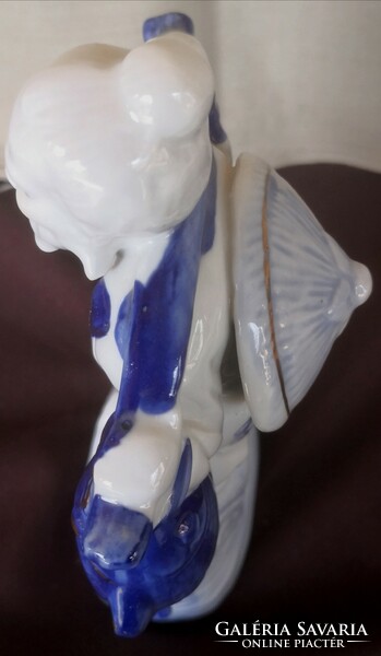 DT/062 - Porcelán kínai halász figura