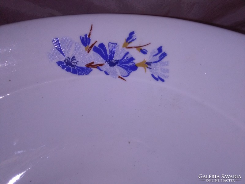 Kék virágos porcelán tál