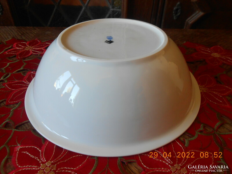 Zsolnay porcelain, rose pattern garnished bowl