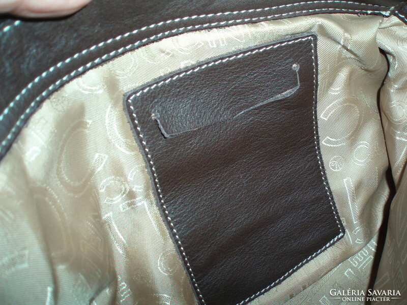 Vintage genuine leather coccinelle handbag