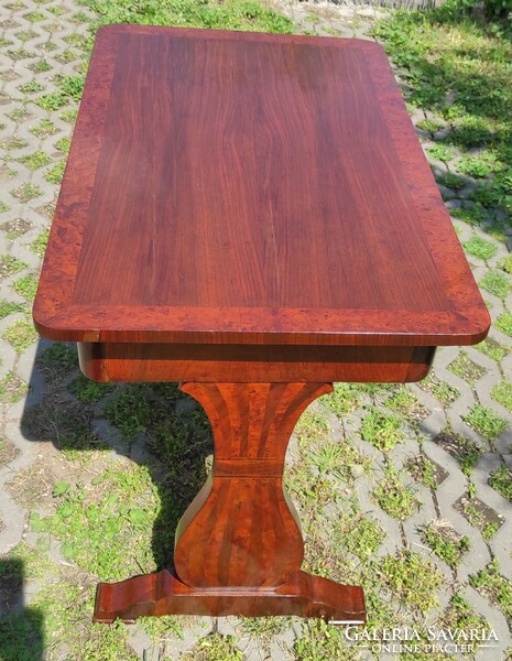AntikBiedermeier Lantlàbú asztal fiókos íróasztal konzol asztal 1800-as évek.különleges furnér !