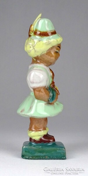 1I756 Régi jelzetlen Szécsi kerámia kislány figura 12 cm