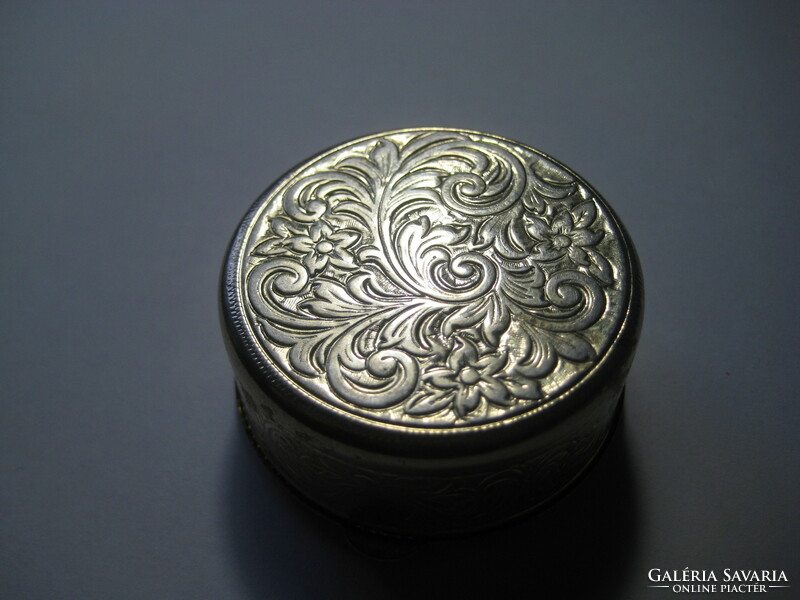 Metal medicine box, with porcelain insert, silver-plated, beautifully engraved, 4.2 x 2.2 cm
