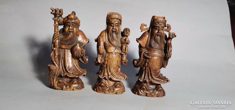 3 Chinese deity figure