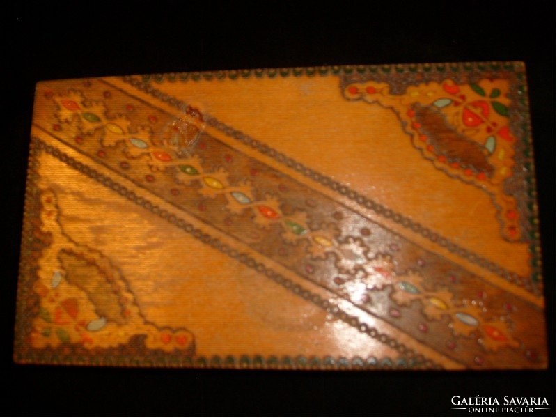 Large card, cigar, jewelry box, colorful painted surface, 25 x 15 cm also with decoration around for sale