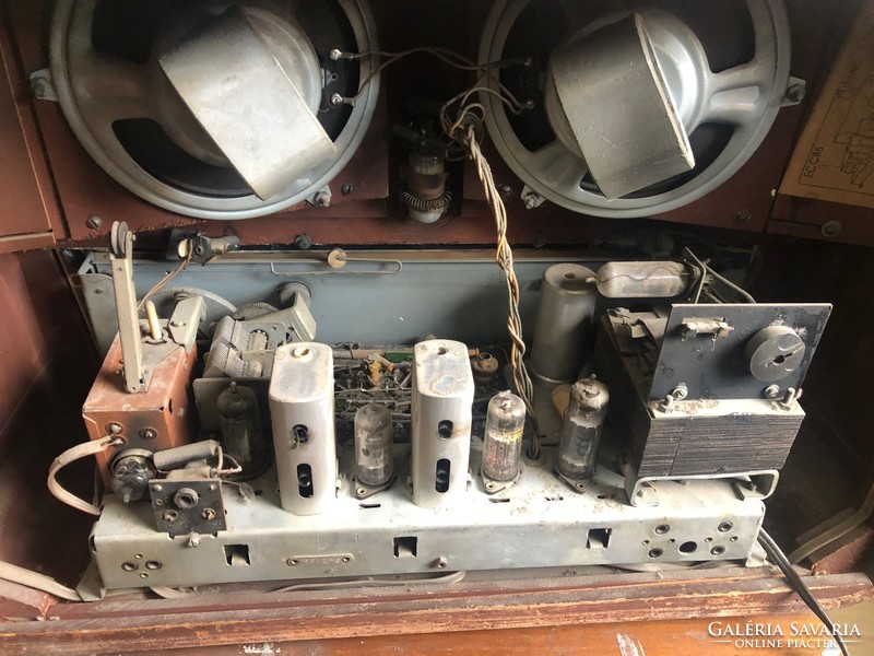 Old radio