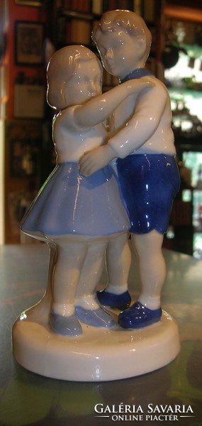 RETRO  JELZETT PORCELÁN FIGURA TÁNCOLÓ GYEREKPÁR