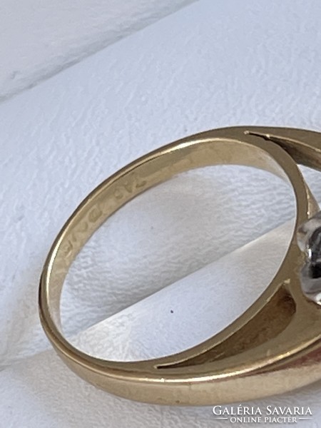 0.15 Ct Diamond Ring in 18k Gold - Platinum Modern - Brilliant Ring Unique!