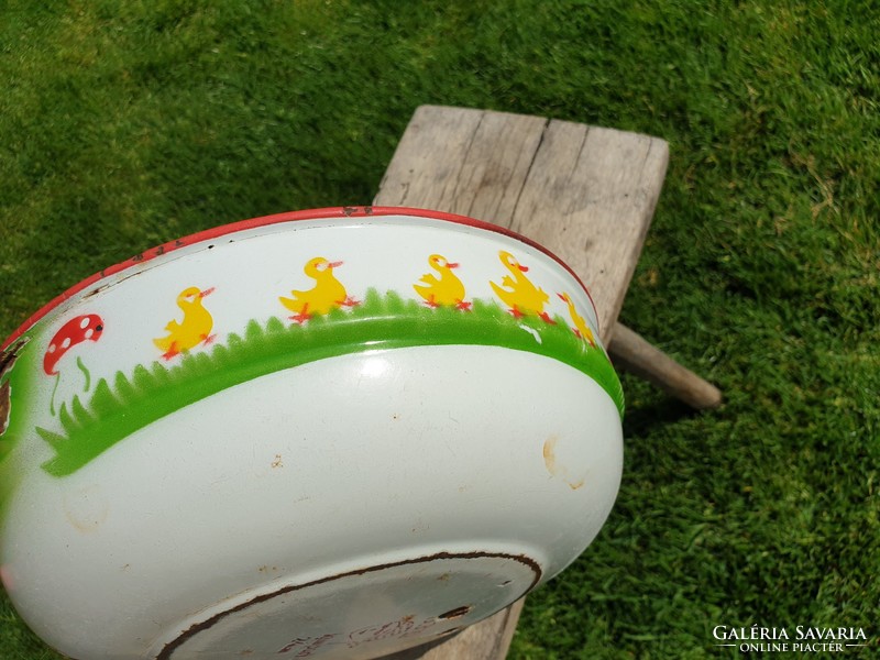 Old vintage enamel mushroom and duck pattern enameled large bowl with lampart legs