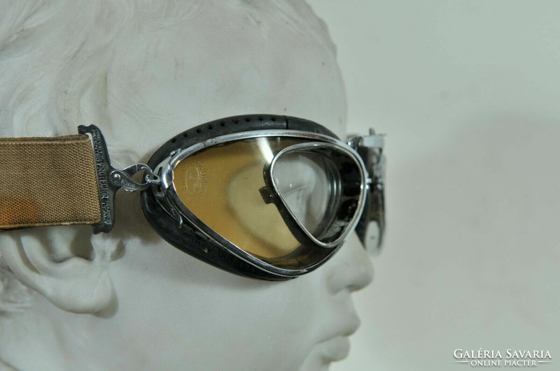 Vintage motorcycle and flying goggles, 1920s, protector, aviator
