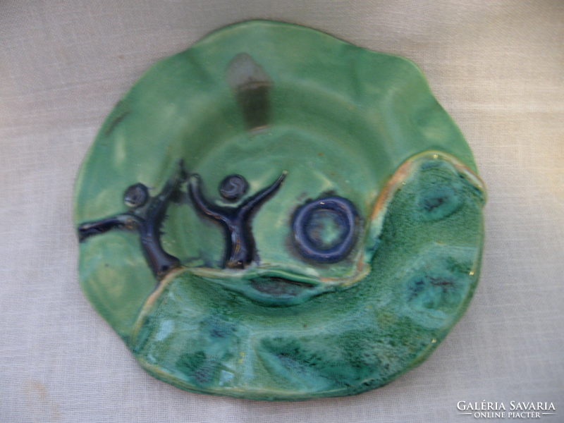 Studio ceramic bowl, bathing couple in the waves