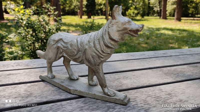 Nagy kutya  fém alumínium farkas kutya szobor