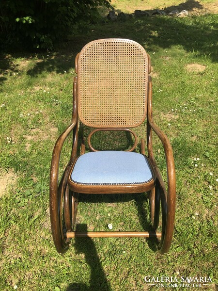 Thonett rocking chair.