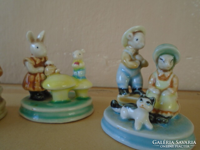 Quality porcelain life pictures with bunnies and a porcelain kitten - trifles, miniatures