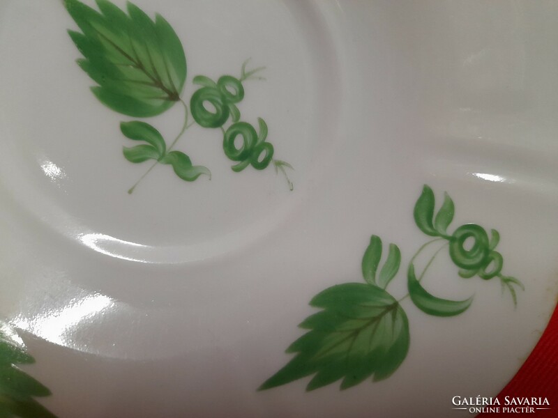 Alt Wien Zöld Levél Mintájú Porcelán Tányér.