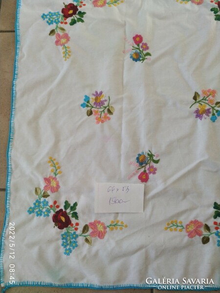 Embroidered tablecloth from Kalocsa for sale!