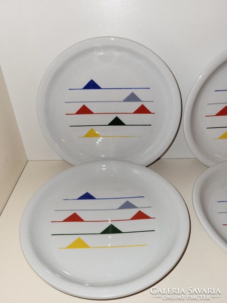 Modern Zsolnay tányérok 6 db Nádor Judit