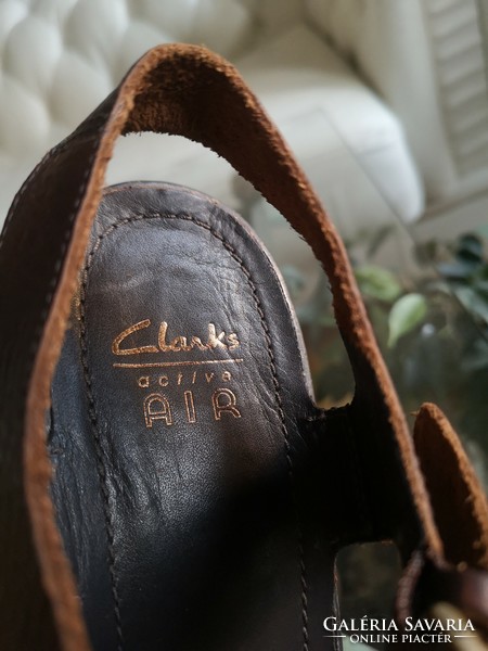 Clarks 40-es exkluzív Active AIR bronz színű bőr éktalpú szandál