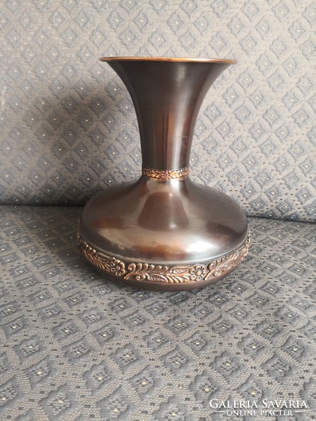Retro craftsman copper decorative vase