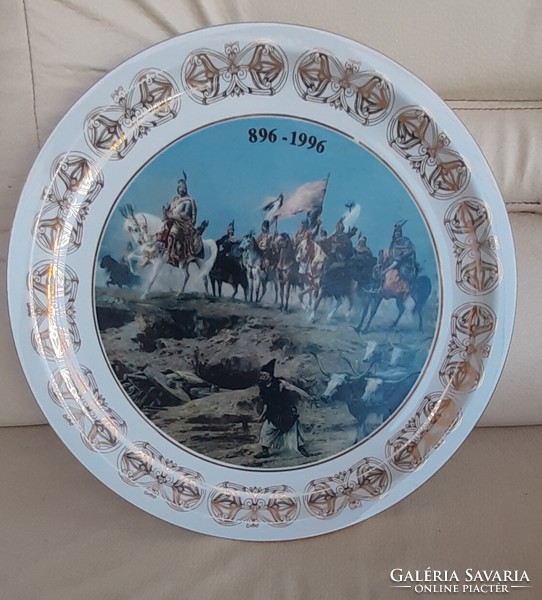 Collector zsolnay in the vest panorama wall plate